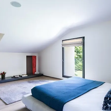 וילה Sleeps 12 Saubrigues