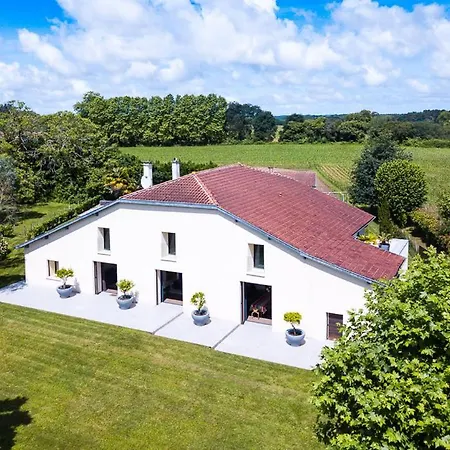 Sleeps 12